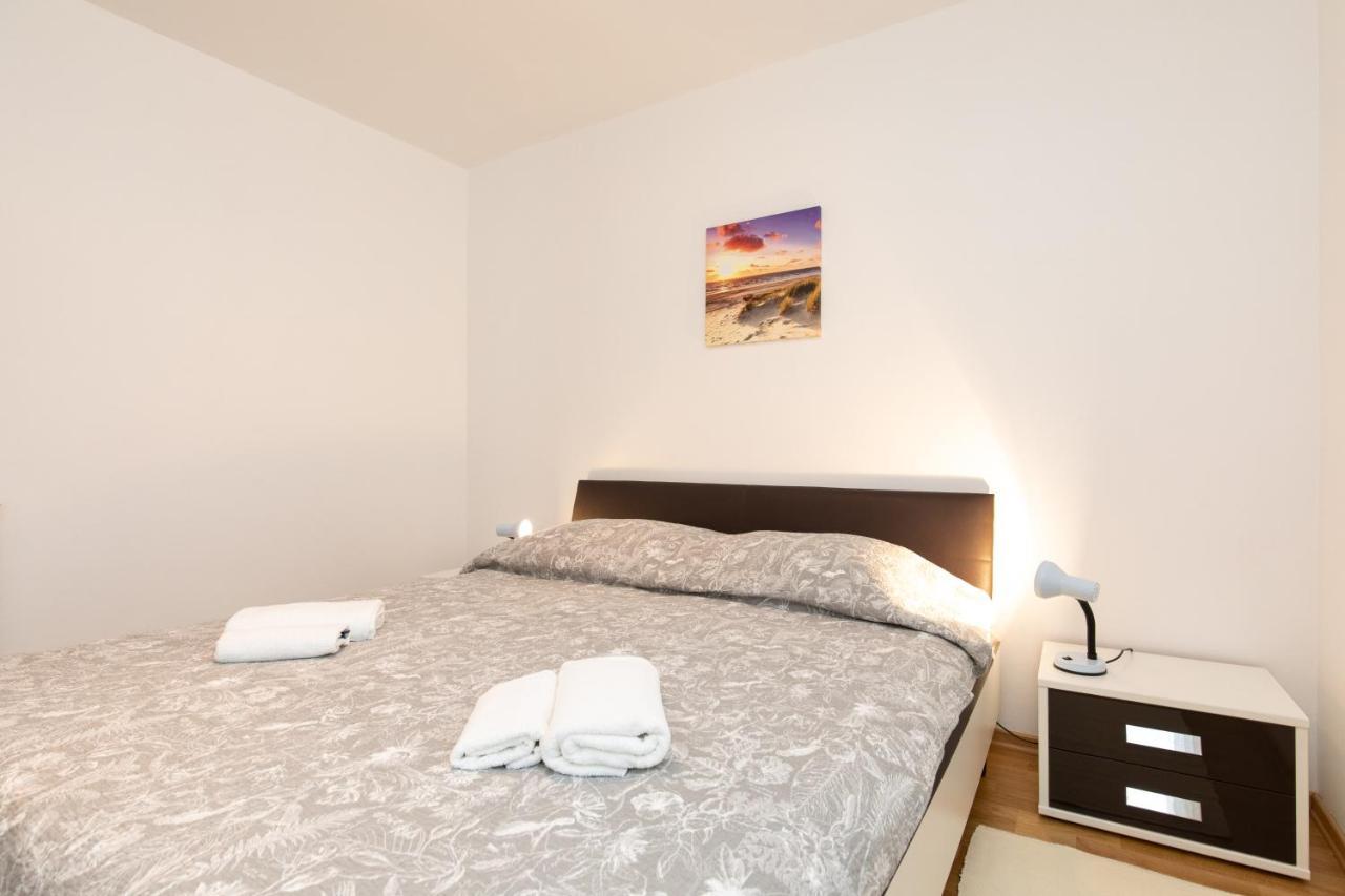 Justic Apartment คิร์ก ภายนอก รูปภาพ
