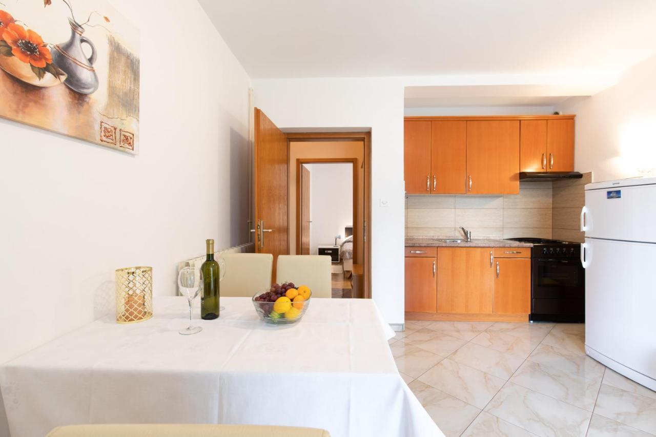 Justic Apartment คิร์ก ภายนอก รูปภาพ
